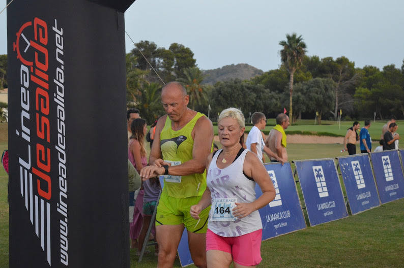 El corredor del Alumbres Sport completa el recorrido de 7 kilómetros en 23:39 minutos, por los 28:46 de la atleta del Grupo Alcaraz