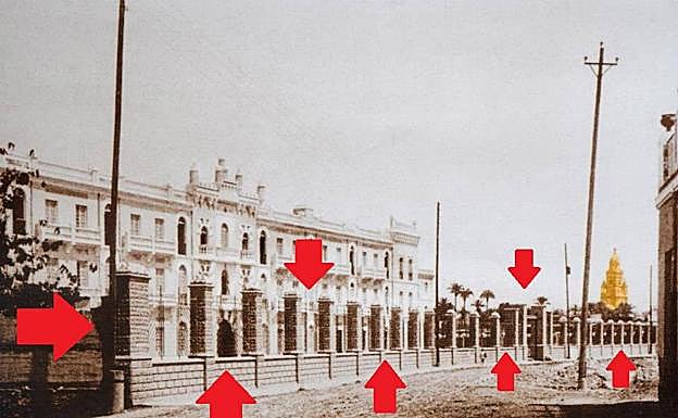 Imagen principal - Imágenes del Cuartel de Artillería cuando tenía la verja de la fachada.