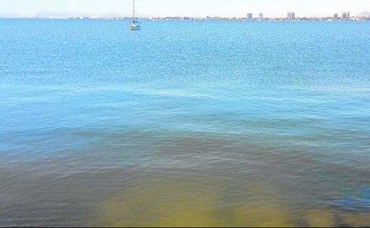 Imagen panorámica del Mar Menor realizada desde La Manga, en una imagen de archivo.