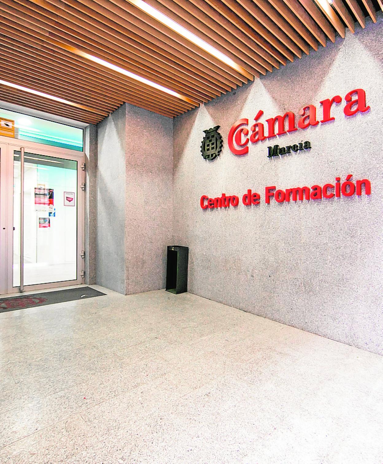 Instalaciones del centro de formación de la Cámara de Murcia. 