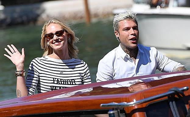 Imagen principal - Tres 'looks' de Chiara en Venecia. 