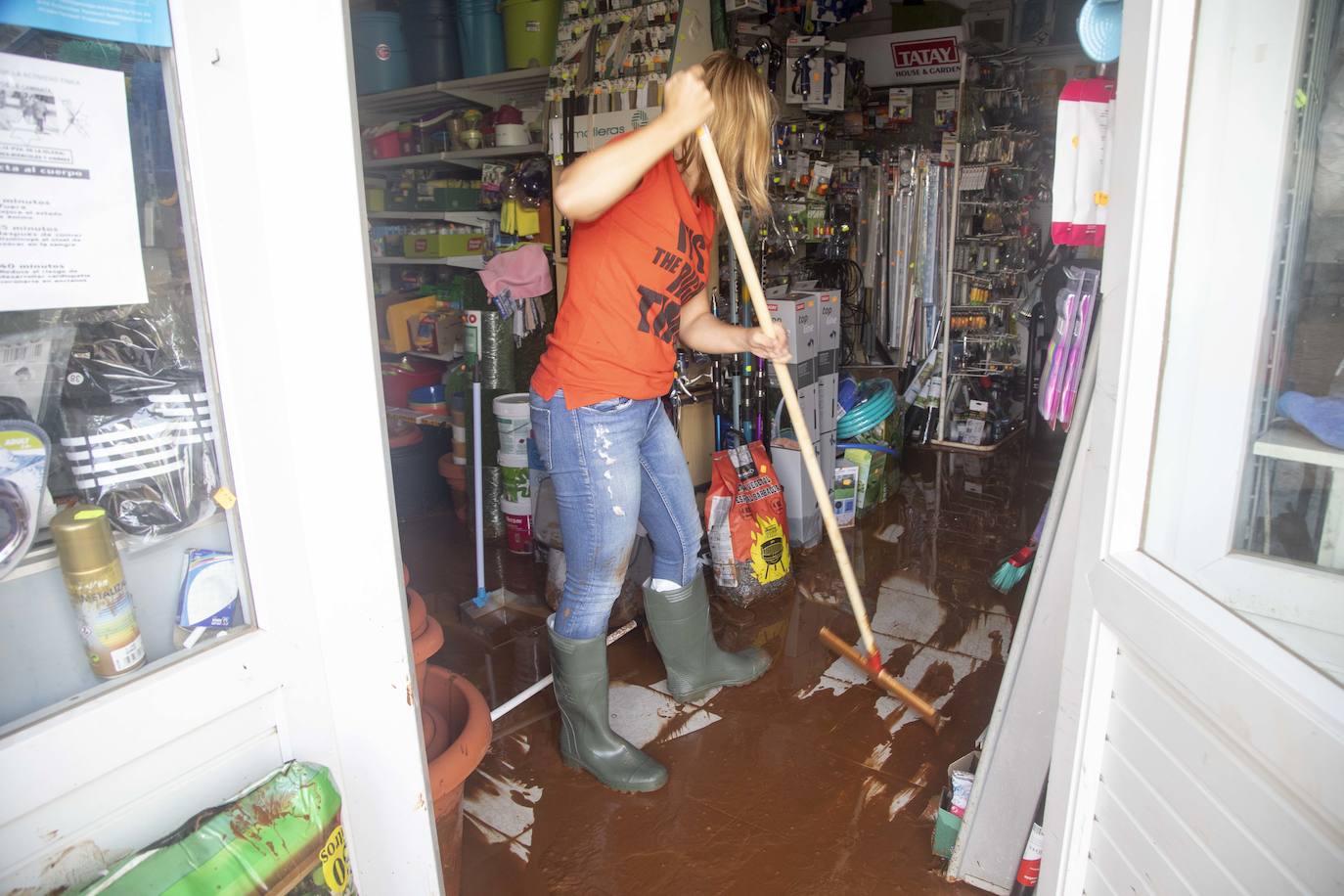 El centro de Cartagena y Los Urrutias también sufrieron notablemente los efectos de las inundaciones