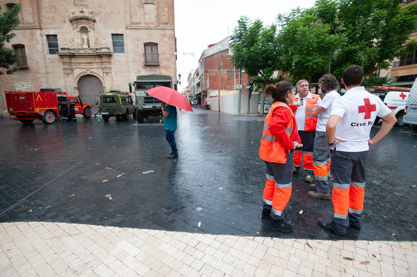 Recorrido por las localidades de Alquerías, Beniel y Llano de Brujas, donde el temporal causó cuantiosos destrozos