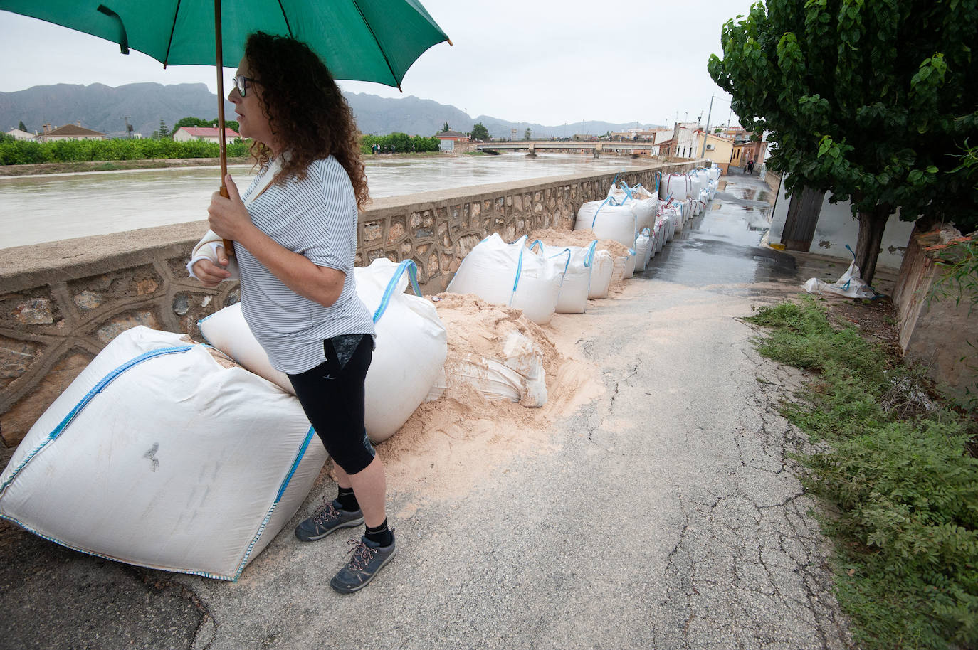Recorrido por las localidades de Alquerías, Beniel y Llano de Brujas, donde el temporal causó cuantiosos destrozos