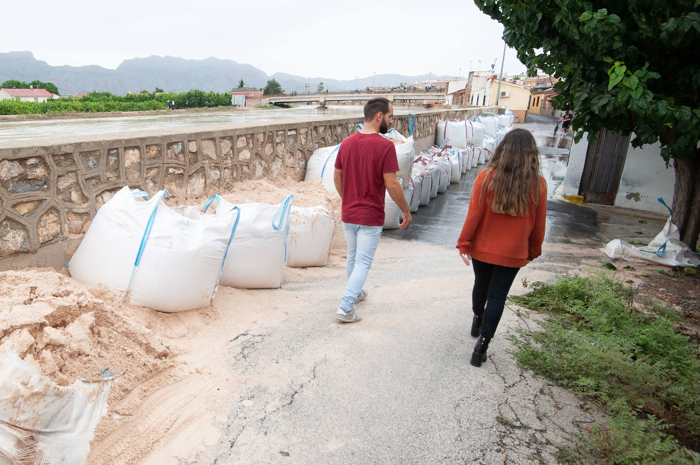 Recorrido por las localidades de Alquerías, Beniel y Llano de Brujas, donde el temporal causó cuantiosos destrozos