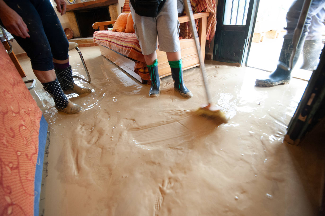 Recorrido por las localidades de Alquerías, Beniel y Llano de Brujas, donde el temporal causó cuantiosos destrozos