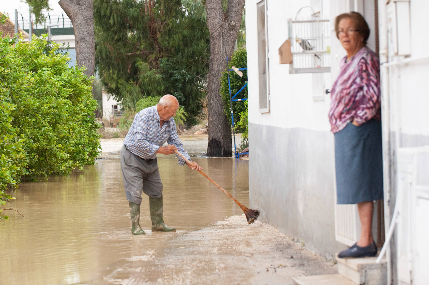Recorrido por las localidades de Alquerías, Beniel y Llano de Brujas, donde el temporal causó cuantiosos destrozos