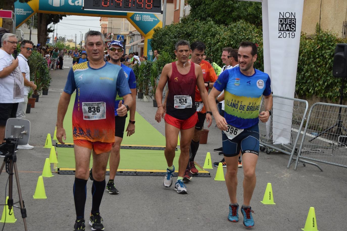 El atleta del Grupo Alcaraz se lleva la XXVII Carrera Popular de la pedanía murciana con un tiempo de 36:06 minutos, por los 43:42 para la corredora del Bathco Running Team