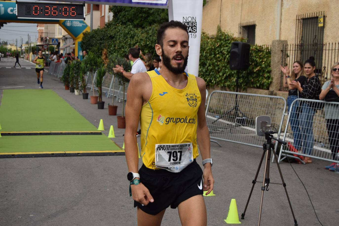 El atleta del Grupo Alcaraz se lleva la XXVII Carrera Popular de la pedanía murciana con un tiempo de 36:06 minutos, por los 43:42 para la corredora del Bathco Running Team