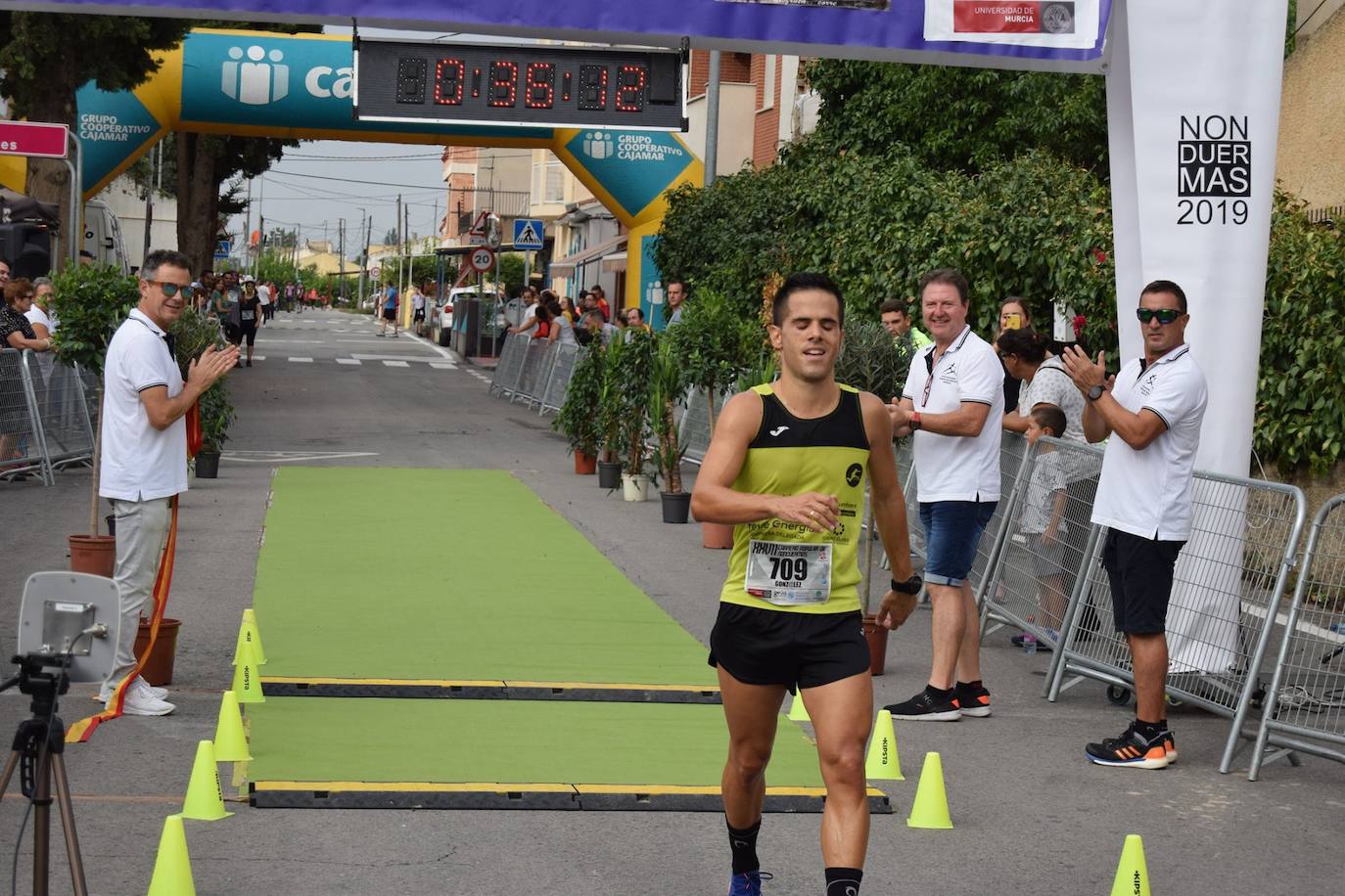 El atleta del Grupo Alcaraz se lleva la XXVII Carrera Popular de la pedanía murciana con un tiempo de 36:06 minutos, por los 43:42 para la corredora del Bathco Running Team