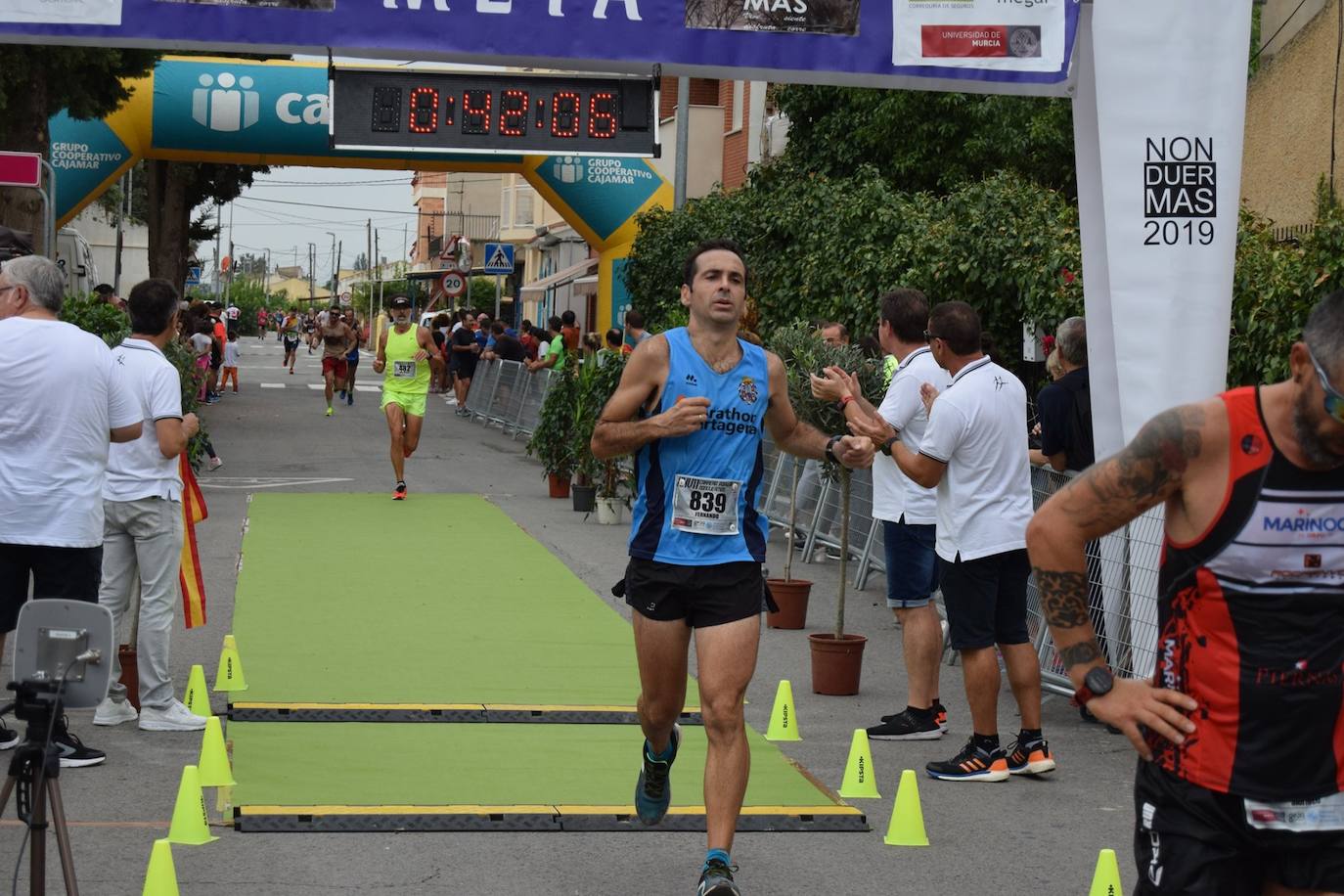 El atleta del Grupo Alcaraz se lleva la XXVII Carrera Popular de la pedanía murciana con un tiempo de 36:06 minutos, por los 43:42 para la corredora del Bathco Running Team