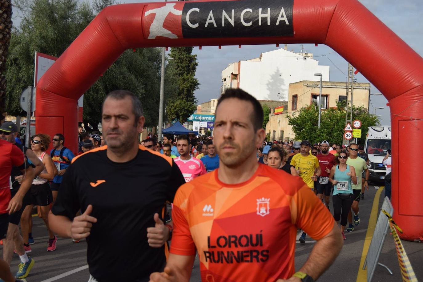 El atleta del Grupo Alcaraz se lleva la XXVII Carrera Popular de la pedanía murciana con un tiempo de 36:06 minutos, por los 43:42 para la corredora del Bathco Running Team