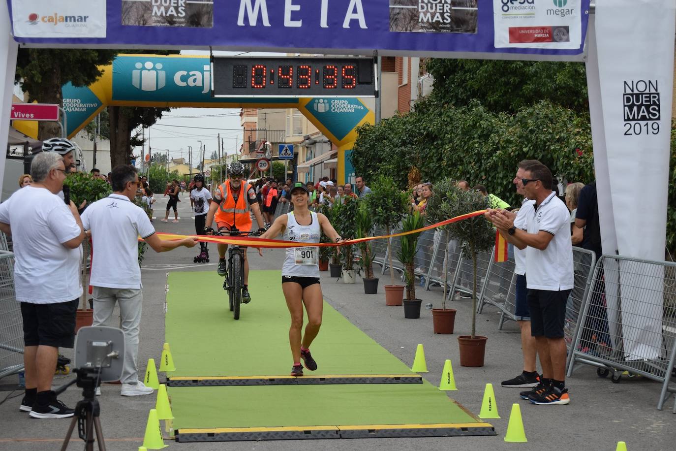 El atleta del Grupo Alcaraz se lleva la XXVII Carrera Popular de la pedanía murciana con un tiempo de 36:06 minutos, por los 43:42 para la corredora del Bathco Running Team