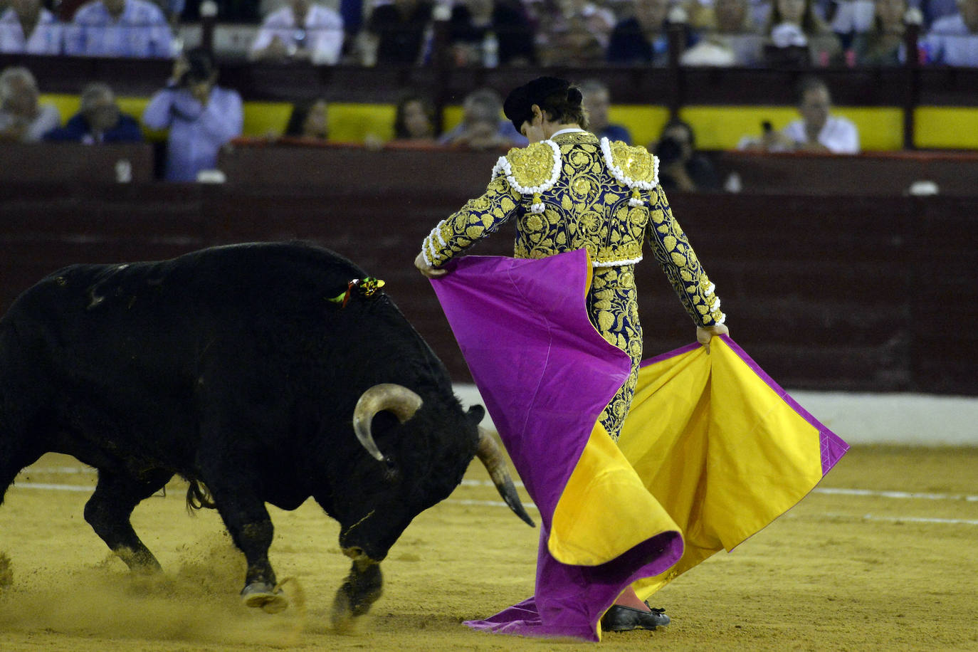 El de la Puebla y el de Lorca salen a hombros en una tarde de vacío para El Juli; la corrida de Daniel Ruiz estuvo en tipo aunque no embistió como la del año pasado