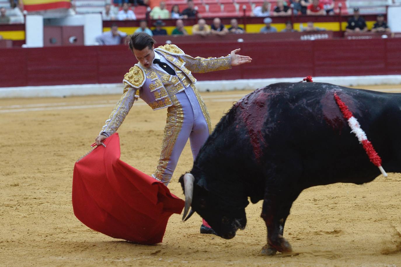 Fotos: Debut y puerta grande para José María trigueros