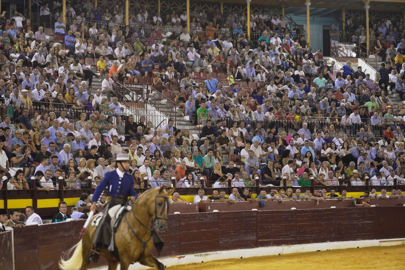 Fotos: Corrida de rejones de la Feria Taurina de Murcia 2019