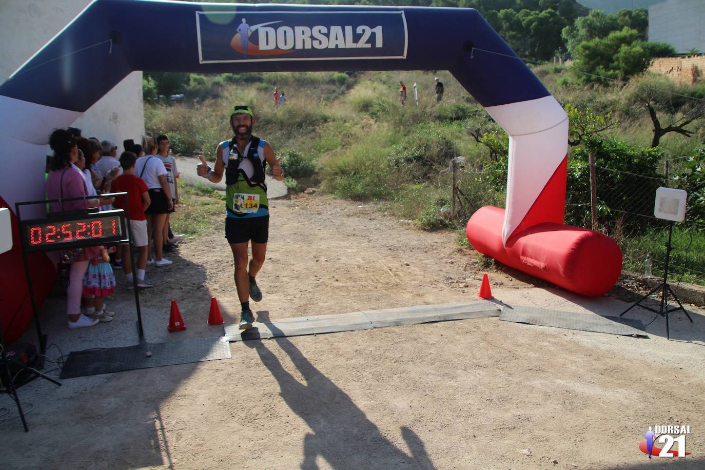 El atleta del Mobel Automenor Running Team Alfonso De Moya se lleva el VI Trail del Gavilán con un tiempo de 2:19:21 en los 22 kilómetros, por los 2:43:57 para su compañera de club Ana Isabel Cánovas