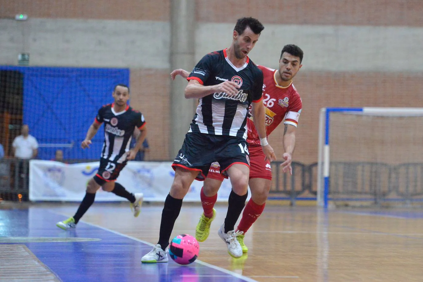 El equipo que entrena Diego Giustozzi golea (5-1) y gana por octava vez la Copa Presidente