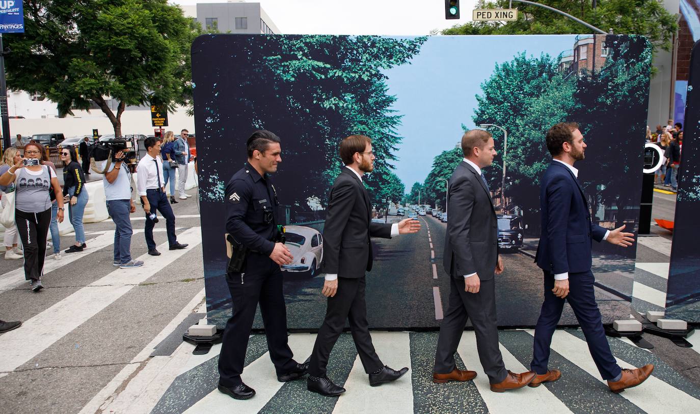 Distintos actos conmemorativos festejan la celebración de los 50 años del «Abbey Road» de The Beatles en lugares tan dispares como Cuba o Hollywood. Cuando «Abbey Road» se publicó el 26 de septiembre de 1969, nadie dijo que aquel iba a ser el último disco de los Beatles, pero ellos lo grabaron como si nunca más fueran a trabajar juntos. Incluso colocaron un tema llamado «The end» como cierre del álbum.