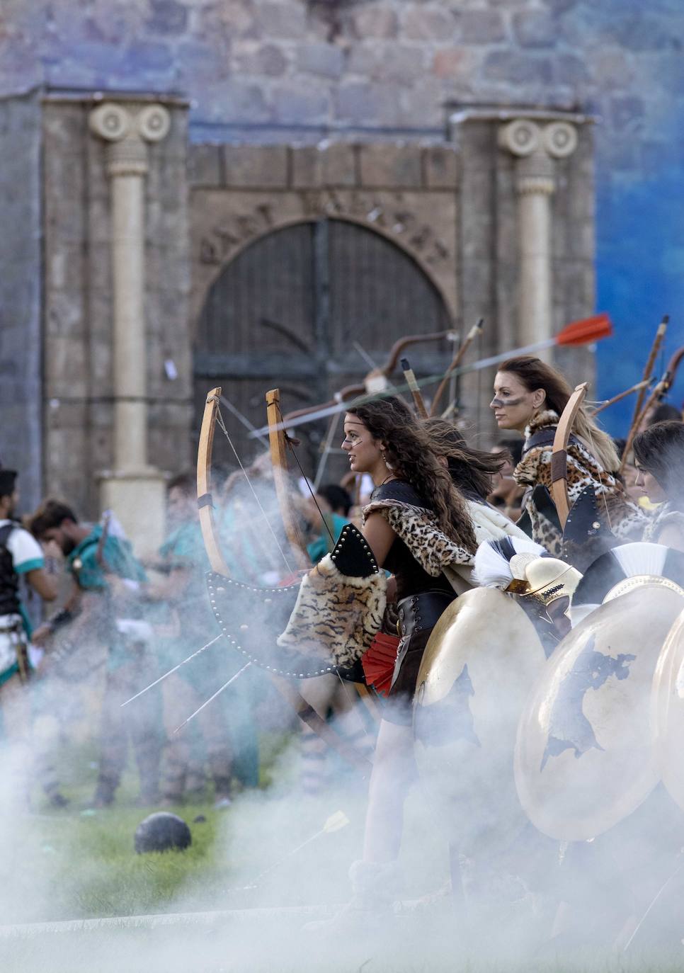 La Batalla entre carthagineses y romanos deleita a más de 5.000 personas, con una puesta en escena con más luchas cuerpo a cuerpo