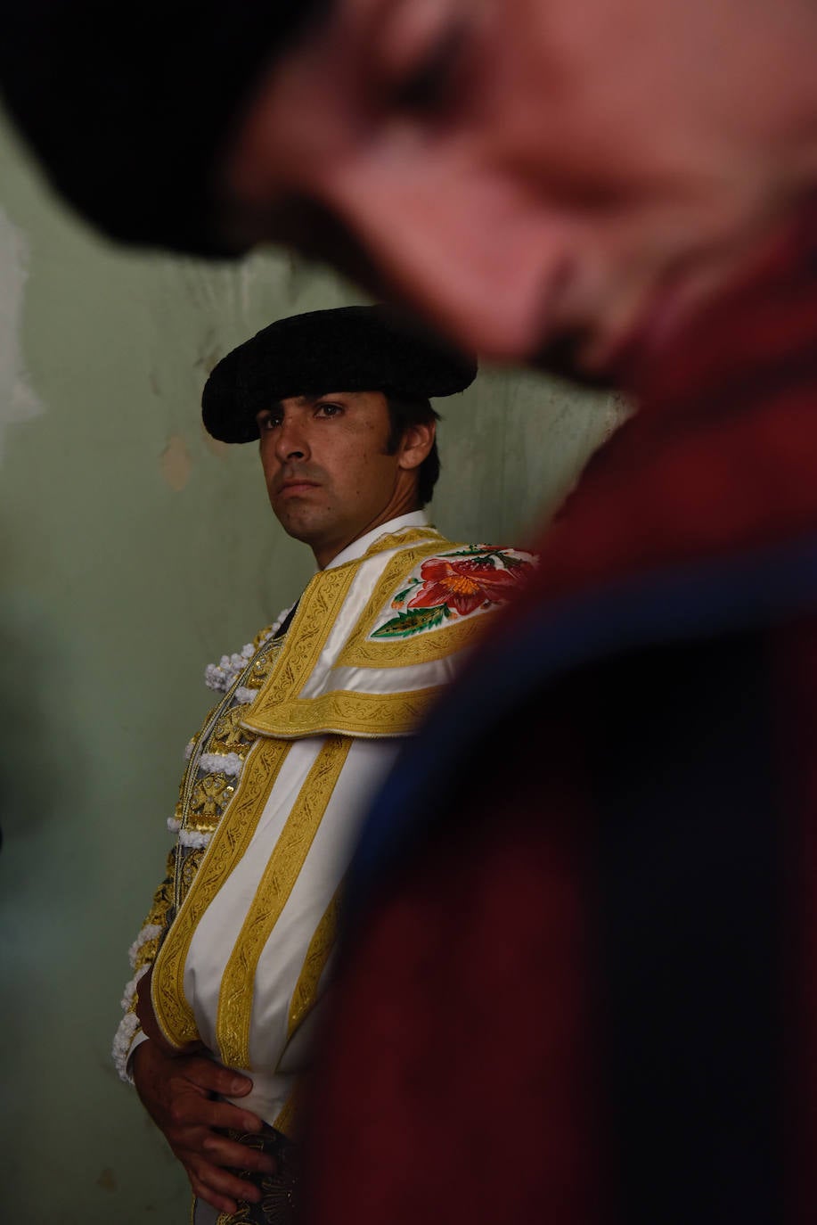 Perera dio una gran tarde de toros y se llevó cuatro orejas; Ponce y Ureña pasearon dos por coleta.