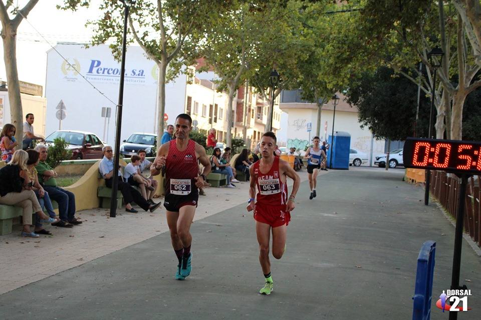 El atleta del C.A. Nogalte–Hogar Puerto Lumbreras completa la prueba con un tiempo de 15:47 minutos, por los 17:50 para la corredora del Juventud Atlética Elche