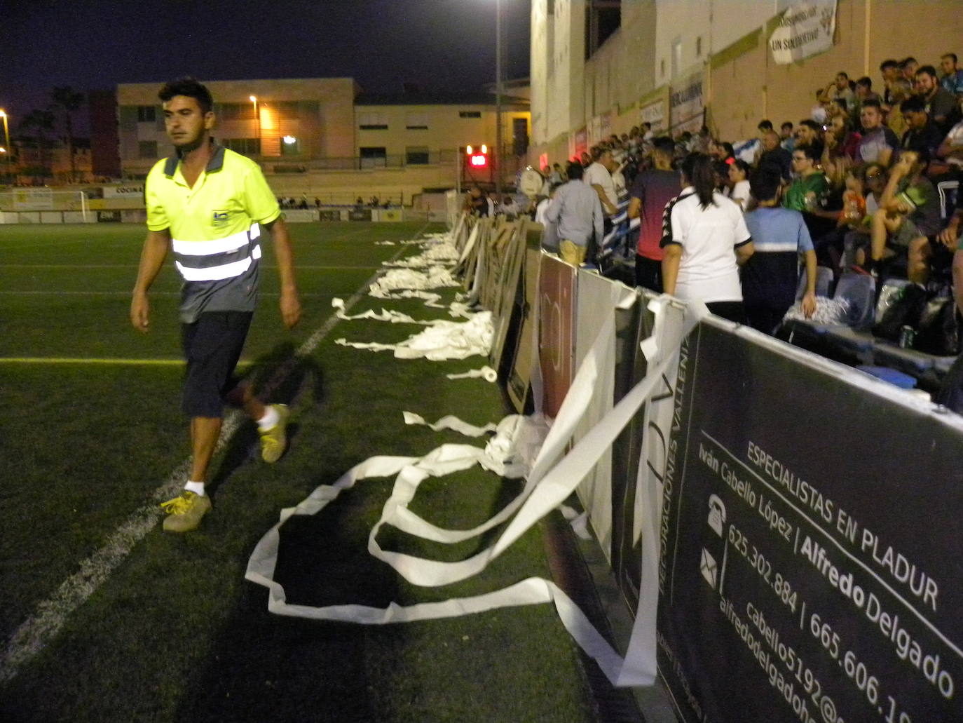 Los granas se llevan la primera parada de la Copa Federación tras vencer por 0-2 en Vélez-Málaga y se enfrentarán en la próxima ronda al Talavera
