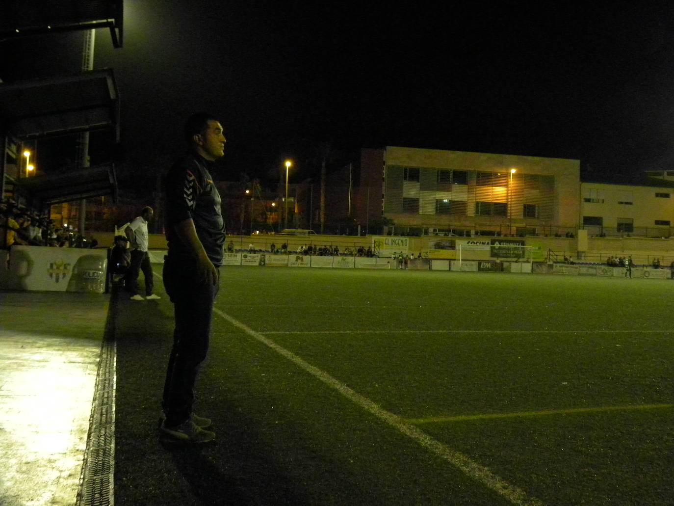 Los granas se llevan la primera parada de la Copa Federación tras vencer por 0-2 en Vélez-Málaga y se enfrentarán en la próxima ronda al Talavera