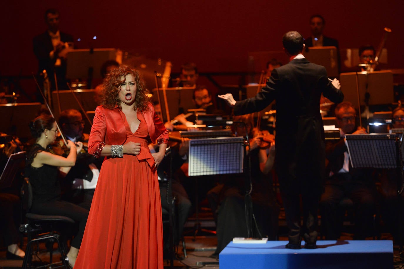 'La Verdad' otorga los premios 'Los Mejores' a la Academia General del Aire, Carmen Gil, Carlos Moreno y los festivales de teatro de San Javier y Molina de Segura por su dedicación y compromiso.