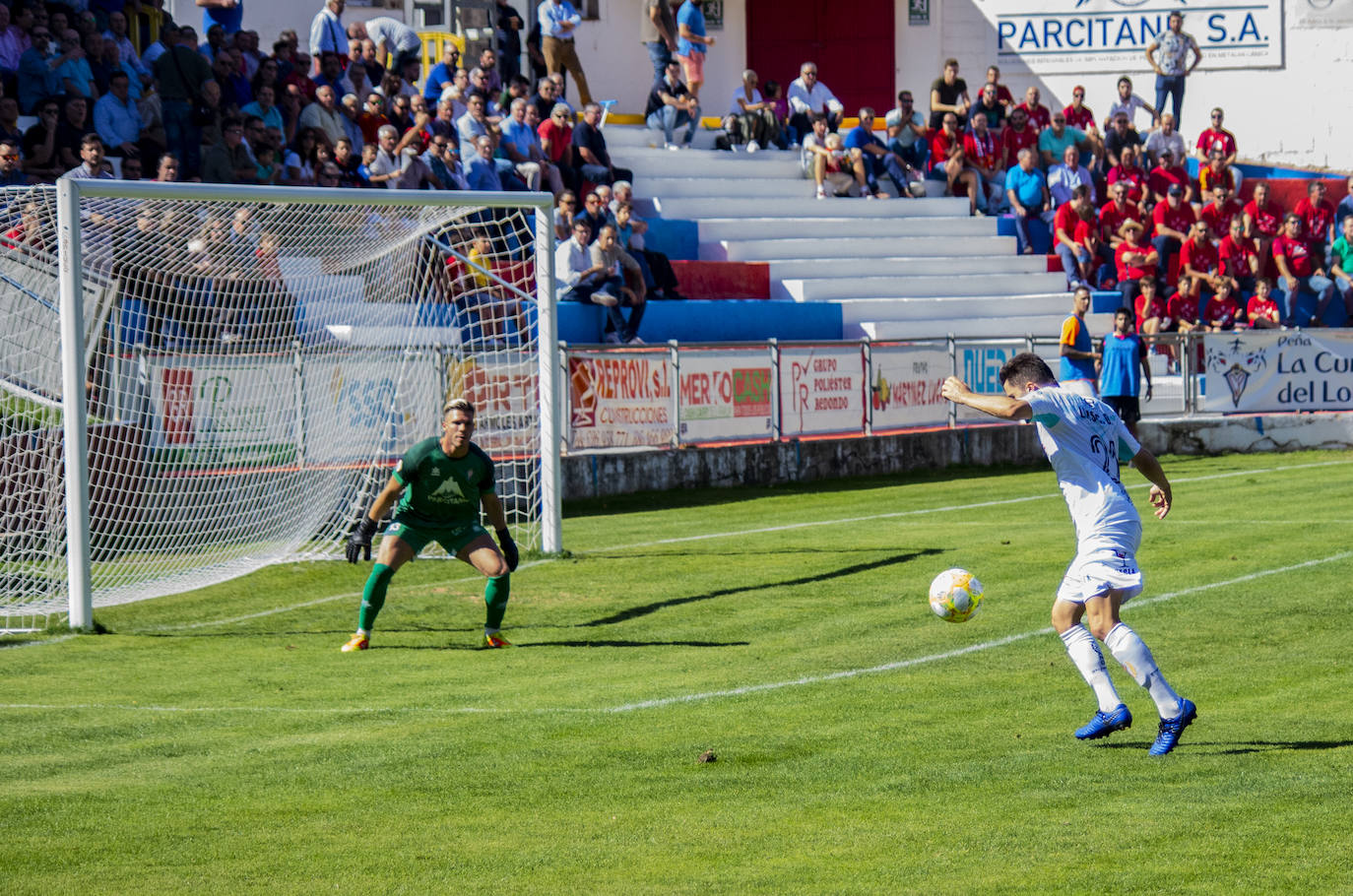 El Yeclano realiza un mal partido en Villarrobledo, pero empata y sigue en la zona tranquila