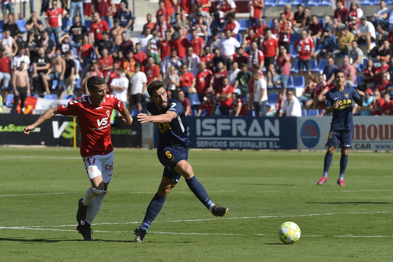 El Murcia fue el vencedor moral de un encuentro en el que el UCAM no dio la talla y en el que ambos equipos apenas generaron ocasiones de gol