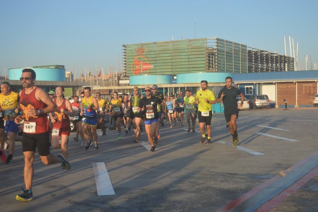 El atleta del Mandarache consigue el triunfo con un tiempo de 33:02 minutos en los 10 kilómetros, por los 38:16 para la corredora de la Juventud Atlética Elche