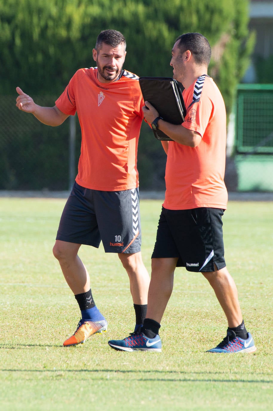 El Real Murcia entrenó este miércoles en Ceutí.