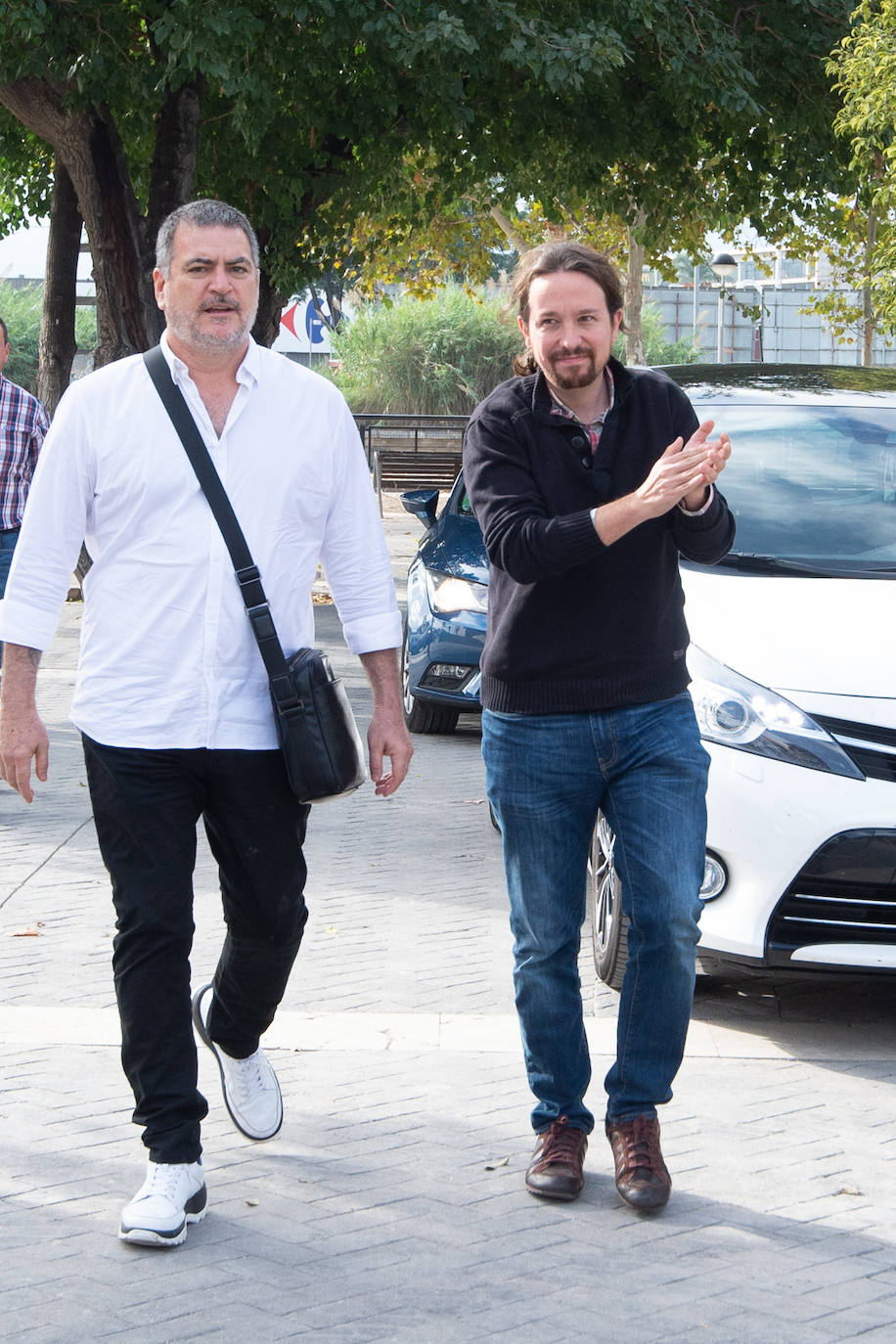 El líder de Unidas Podemos comprueba en Murcia el músculo de su formación en un acto en que no hubo mención a la marcha de Urralburu