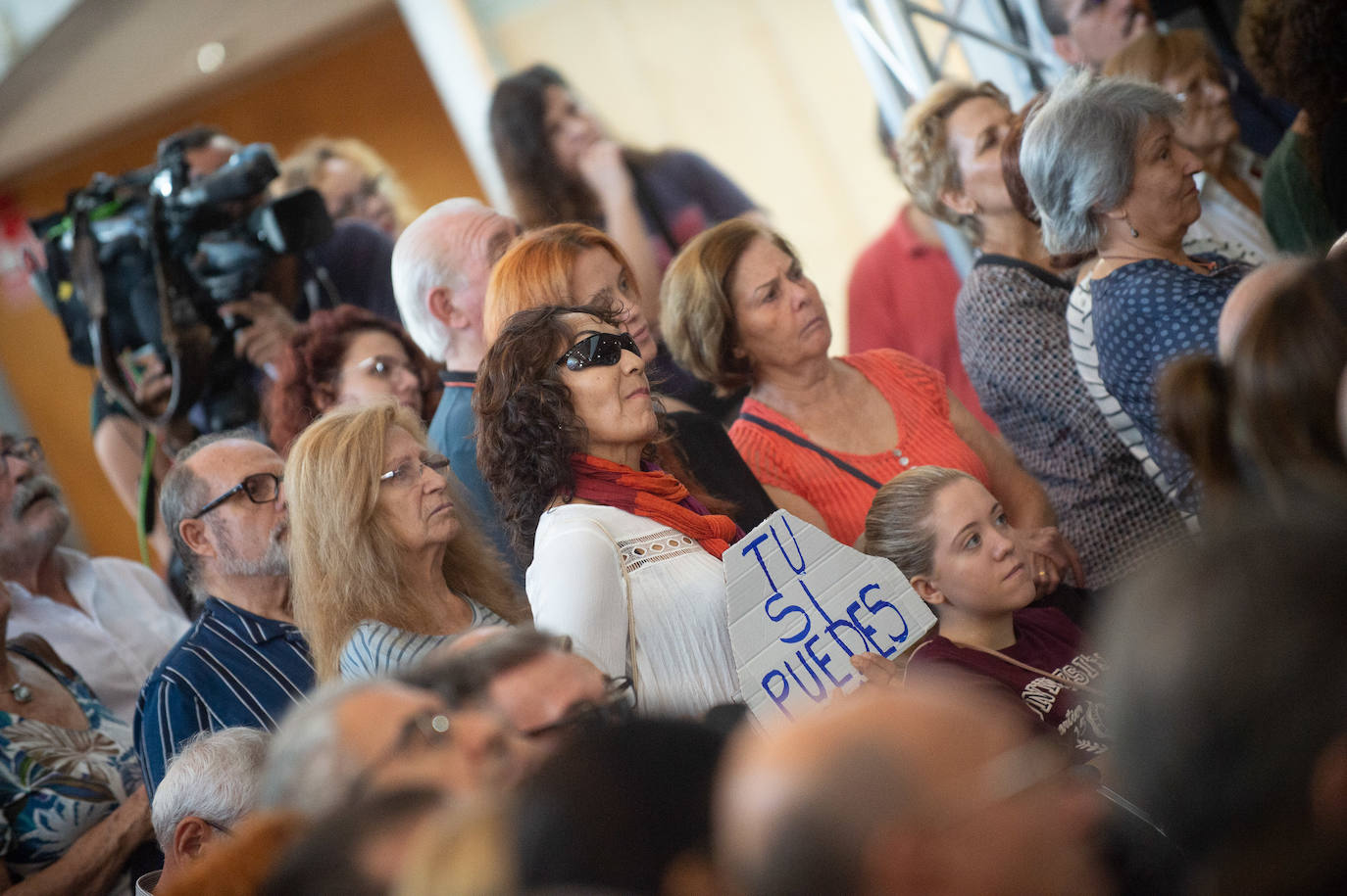 El líder de Unidas Podemos comprueba en Murcia el músculo de su formación en un acto en que no hubo mención a la marcha de Urralburu