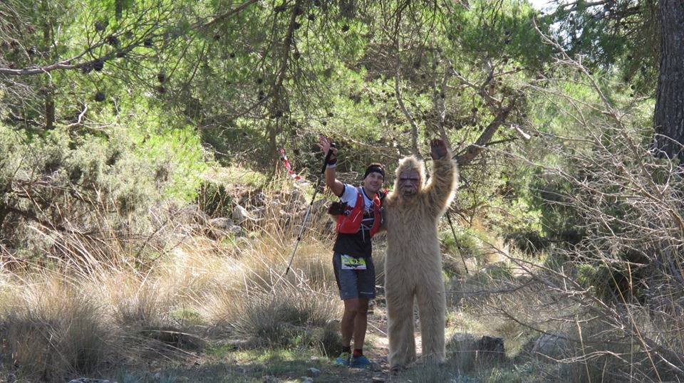 Dos corredores durante la Yeti Trail.