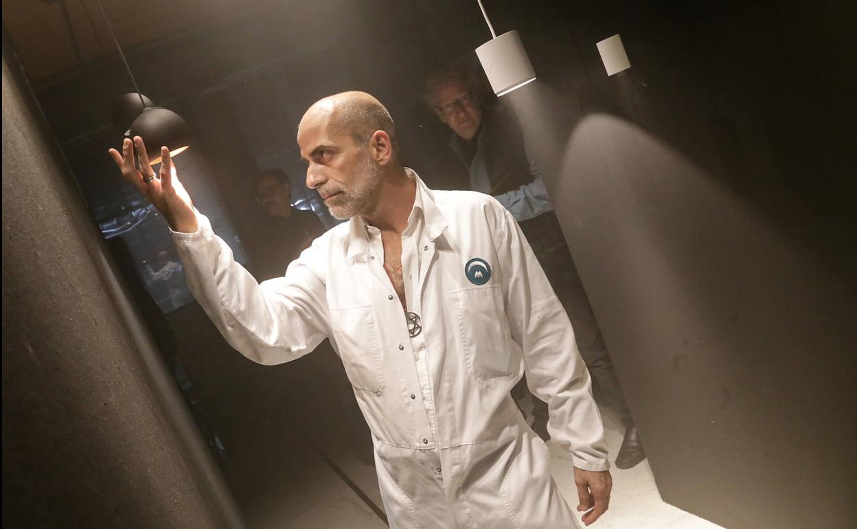 Momento de la velada organizada por Francisco Cascales en el COAMU. 