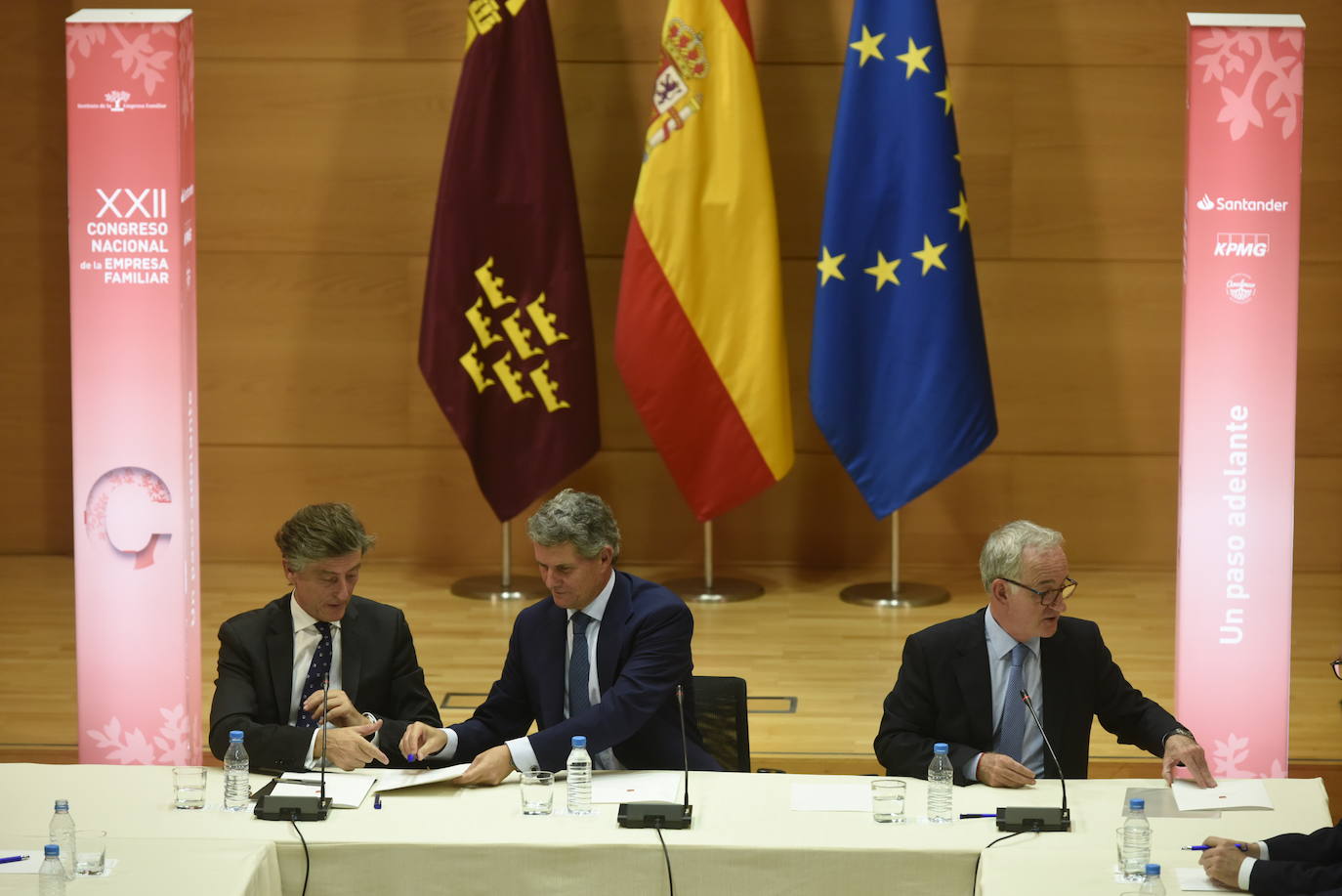 Los presidentes del IEF y de las 18 asociaciones territoriales vinculadas firmaron, este domingo en Murcia, una declaración en un acto que supone el preámbulo del congreso que arranca este lunes