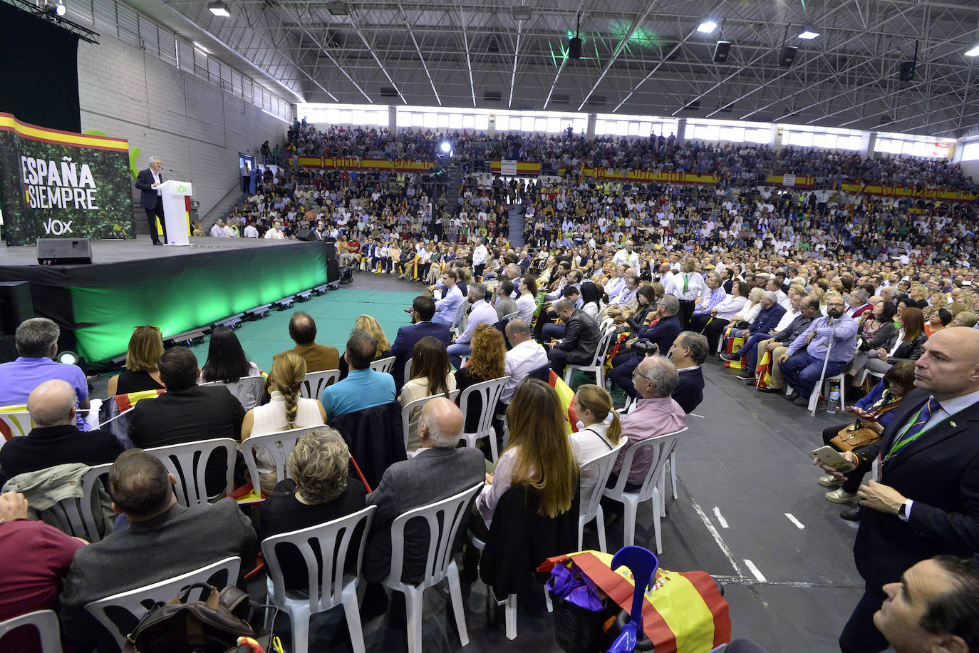 Santiago Abascal carga contra los centros de menores extranjeros no acompañados porque «destruyen la tranquilidad y la convivencia en los barrios»