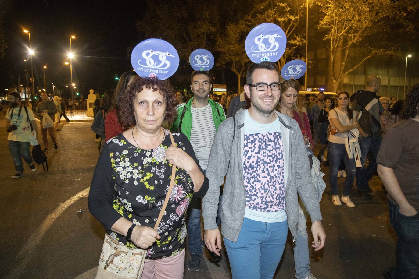 Unas 55.000 personas claman contra la contaminación y reclaman soluciones para «salvar» la laguna.