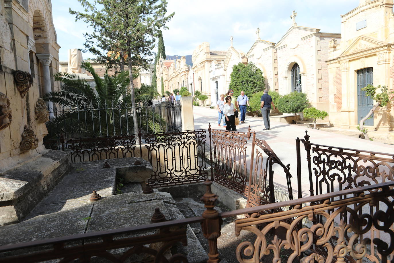 El Plan Director aprobó la intervención y asignó una partida de 250.000 euros tras los seísmos, pero los interesados no han autorizado la restauración.