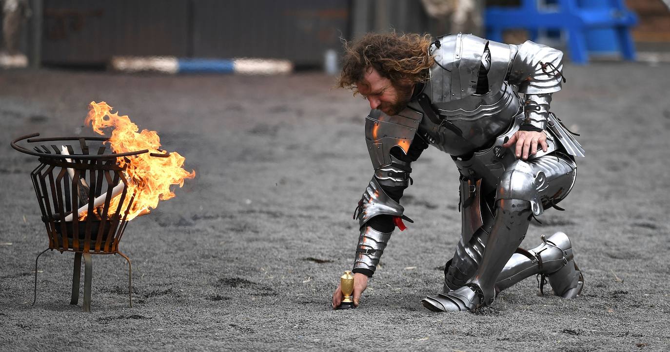 El castillo Kyral en Leigh Creek, a unos cien kilómetros de Melbourne, es testigo de una batalla de justas entre australianos e ingleses que recrea las batallas que vivieron en siglos anteriores.