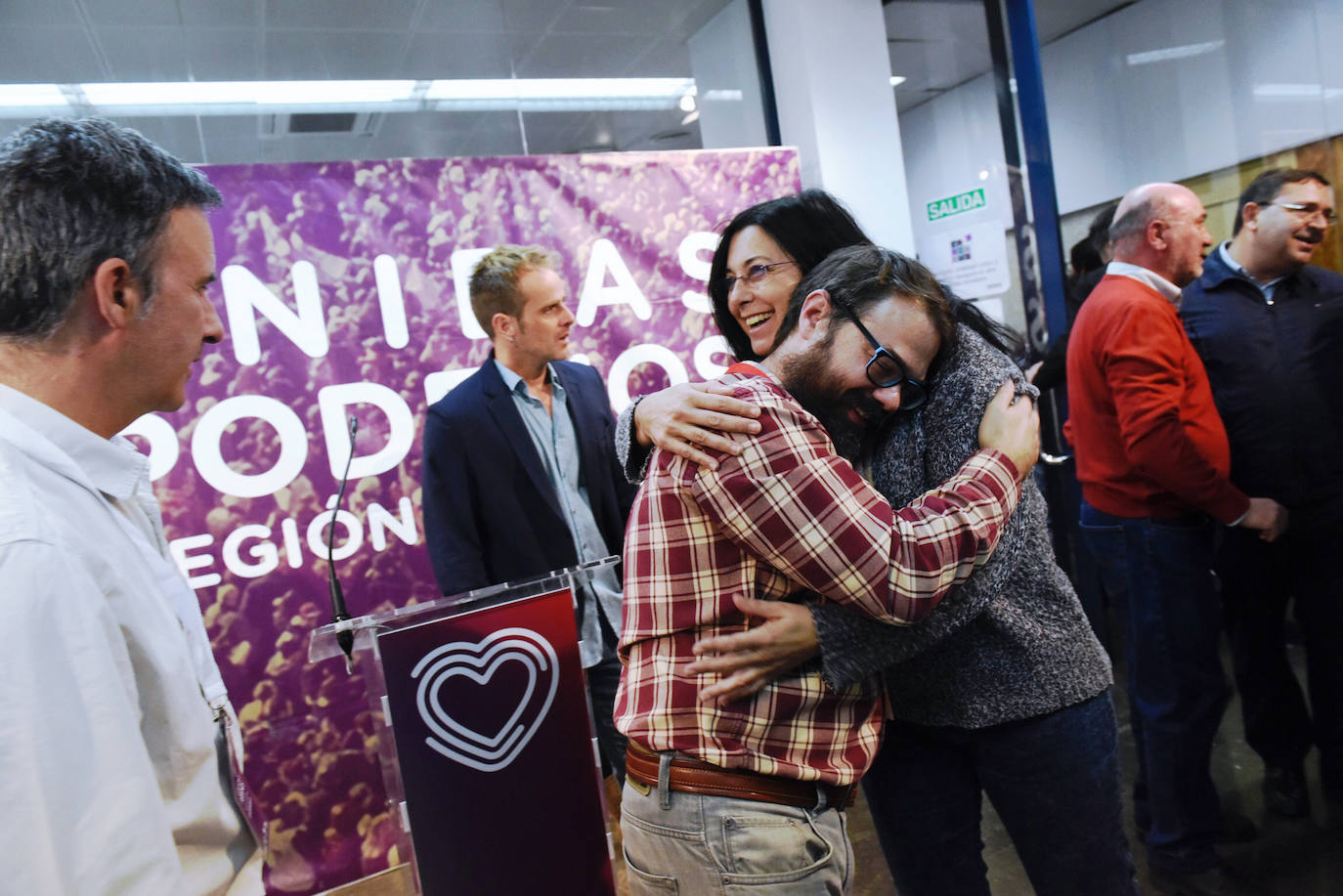 Fotos: Comparecencia en la sede de Podemos Región de Murcia tras las elecciones