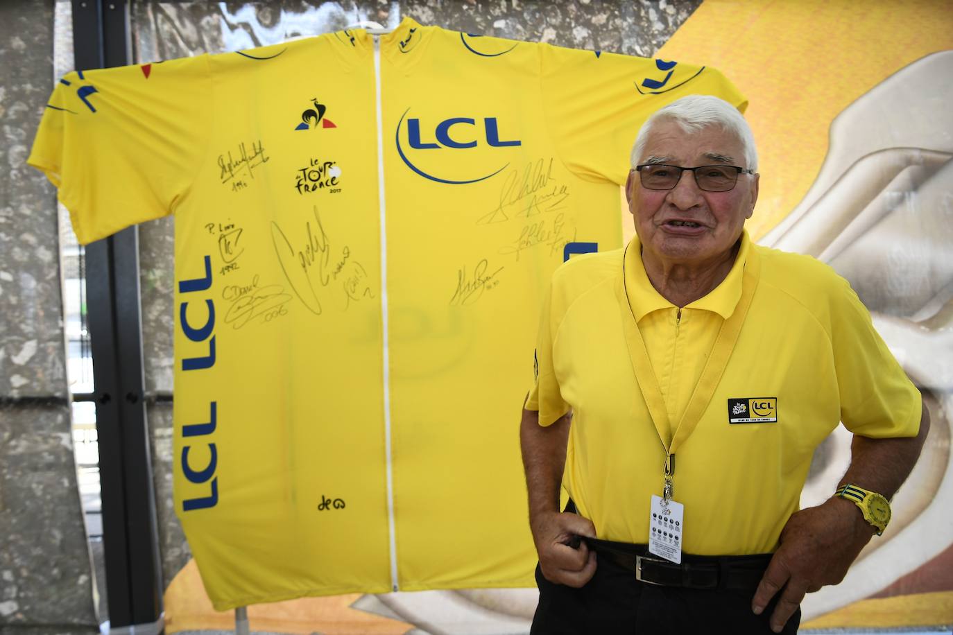 Raymond Poulidor, en un reciente Tour. 