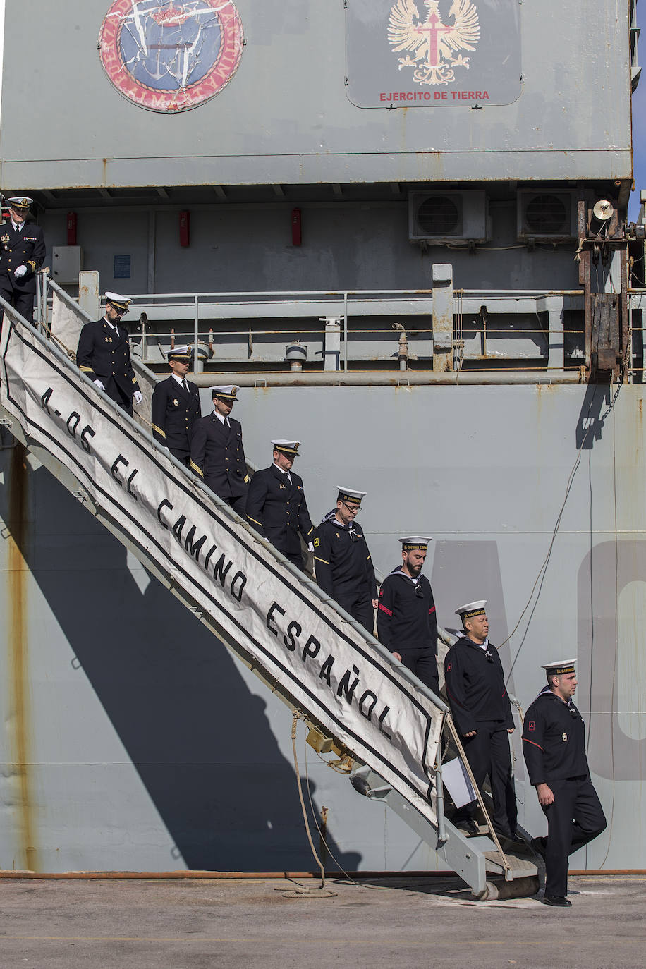 La Armada da de baja el principal buque de transporte del Ejército de Tierra por las dificultades para modernizarlo.