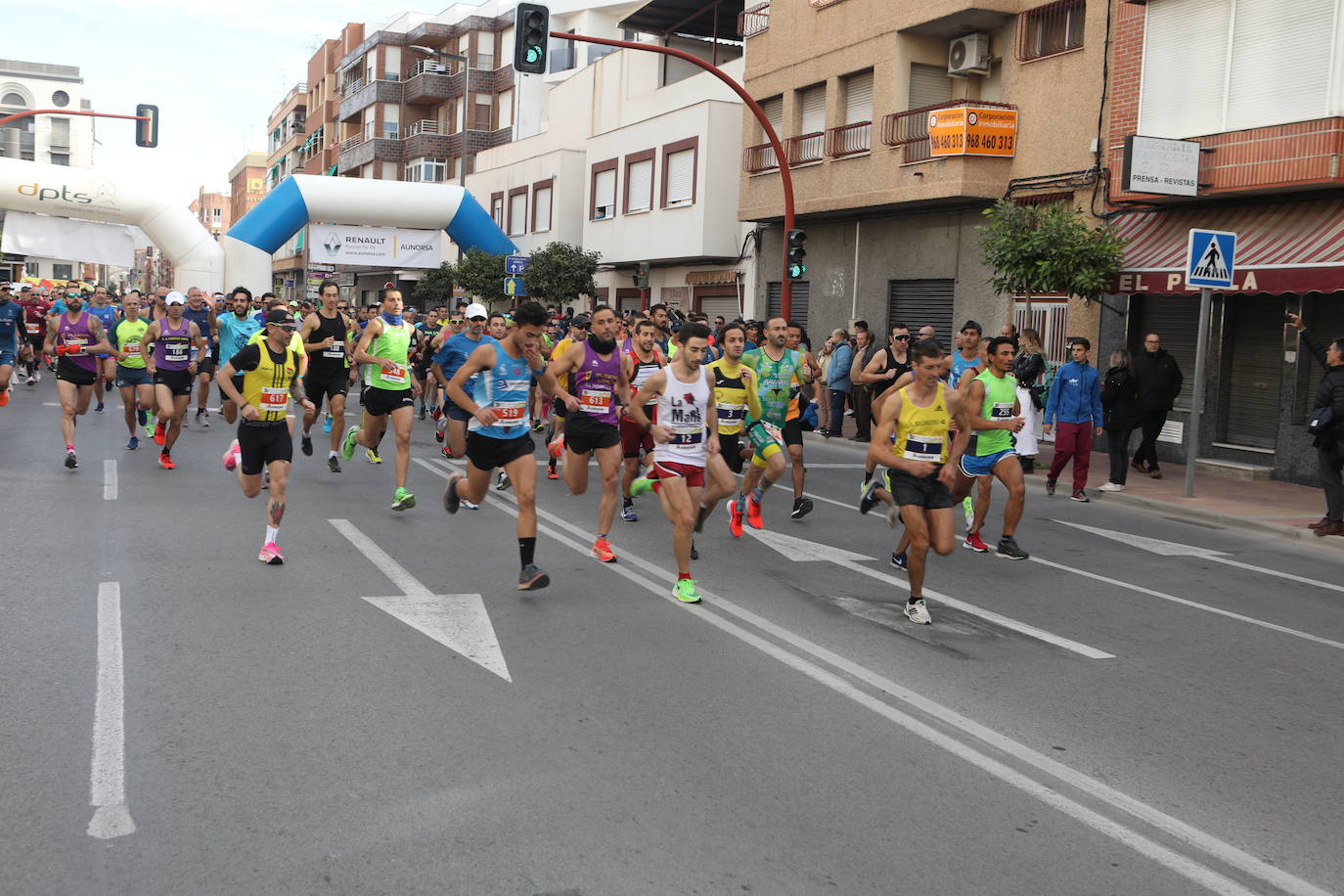 El atleta marroquí, del Unión Guadalajara, se lleva la 'media' de la Ciudad del Sol; Wafiya Benali, del CA Nogalte, triunfó en la prueba femenina