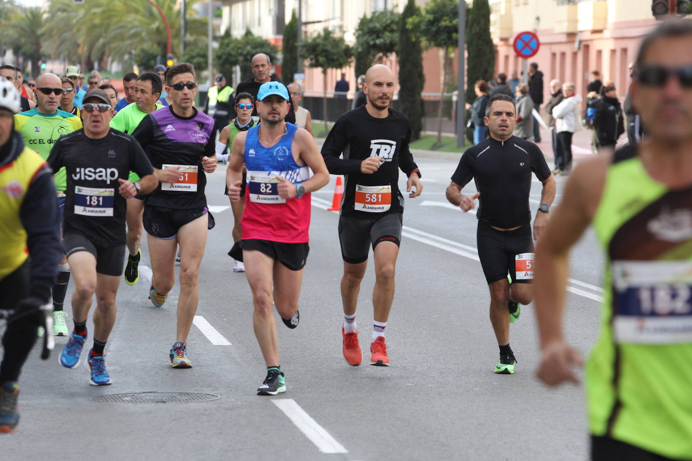 El atleta marroquí, del Unión Guadalajara, se lleva la 'media' de la Ciudad del Sol; Wafiya Benali, del CA Nogalte, triunfó en la prueba femenina