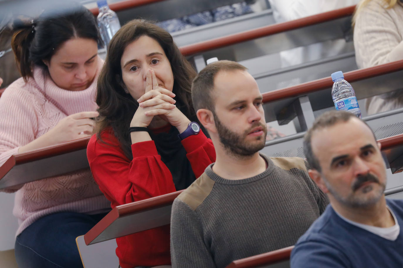 Las pruebas corresponden a las categorías de facultativo especialista, en las opciones de Medicina de Familia de Atención Primaria, Neurología y Salud Pública; de diplomado especialista en Salud Mental y de técnico auxiliar de emergencias
