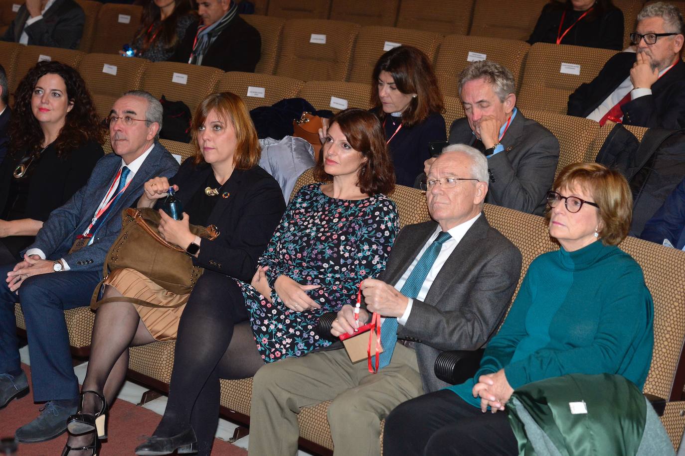 Expertos y directivos destacan en un foro de LA VERDAD las iniciativas puestas en marcha para a cumplir los 17 objetivos que marca la ONU antes de 2030.