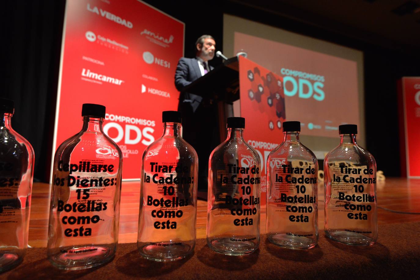 Expertos y directivos destacan en un foro de LA VERDAD las iniciativas puestas en marcha para a cumplir los 17 objetivos que marca la ONU antes de 2030.